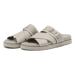 Tommy Hilfiger – Tommy Hilfiger Tcleated Leather Sandal FM0FM04458-AEP – 01299