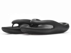 Crocs – Crocs Mellow Recovery Flip 208437 – CR.001.01